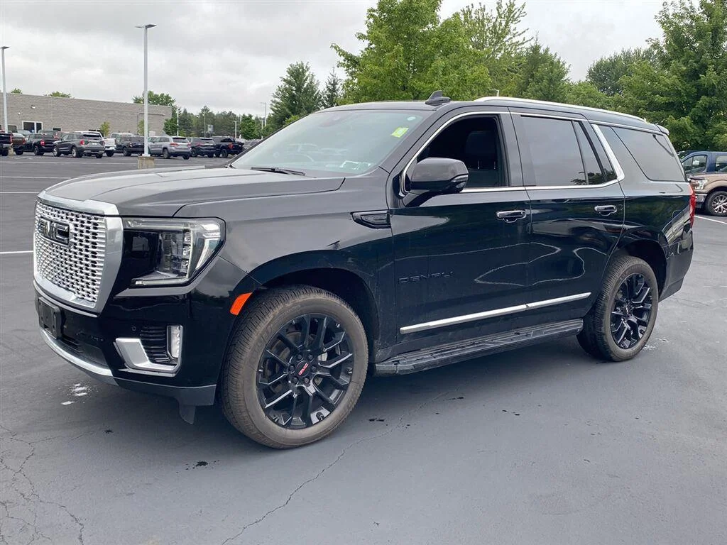 Used 2023 Onyx Black GMC Denali image 9