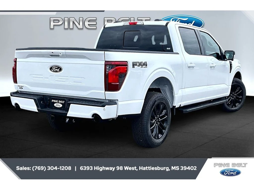 New 2026 Oxford White Ford XLT image 11