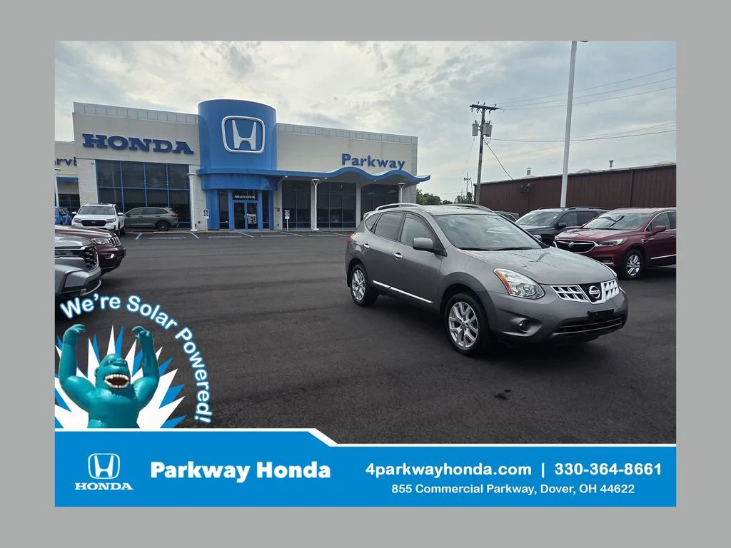 Used 2011 Platinum Graphite Nissan SV image 1