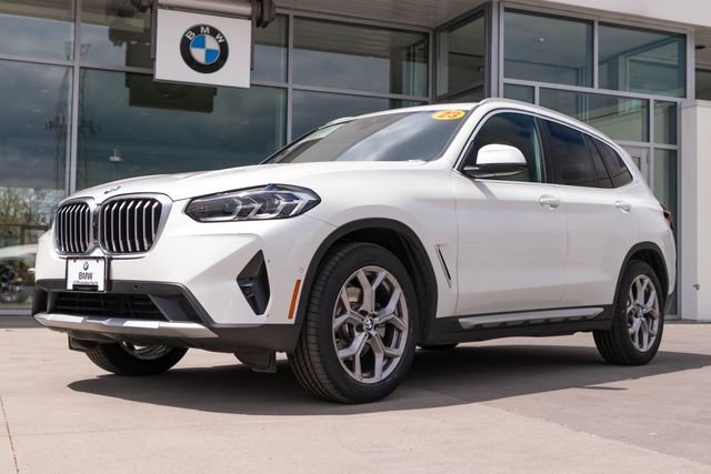 2023 BMW X3 xDrive30i's photo