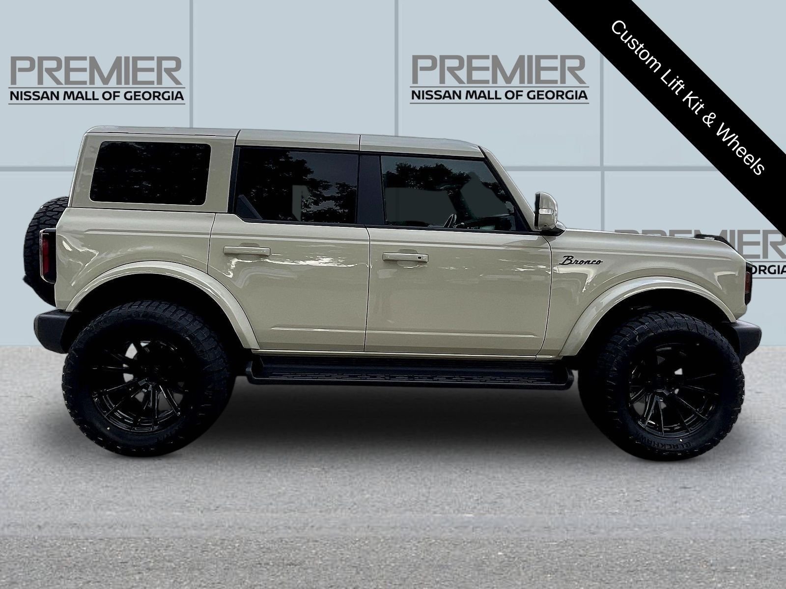 Used 2025 Beige Ford Outer Banks image 8