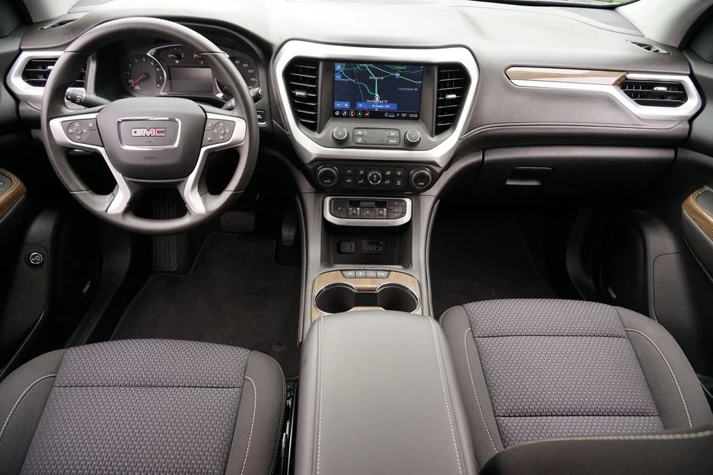 2023 GMC Acadia SLE - Photo 25
