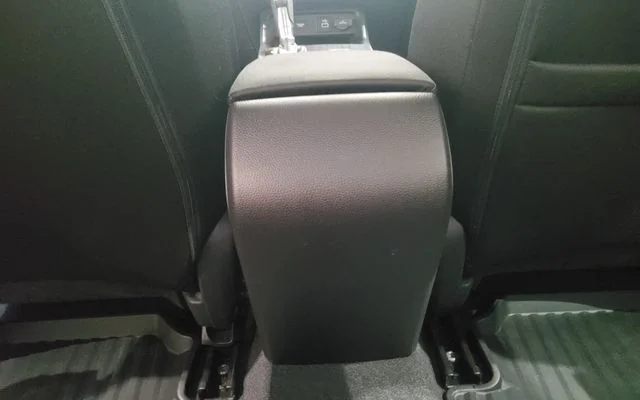 Used 2023 Silver Honda EX image 19