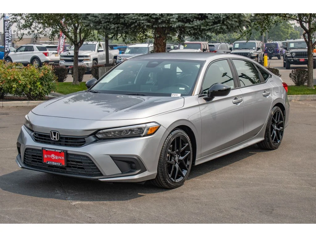 Used 2024 Lunar Silver Metallic Honda Sport image 4
