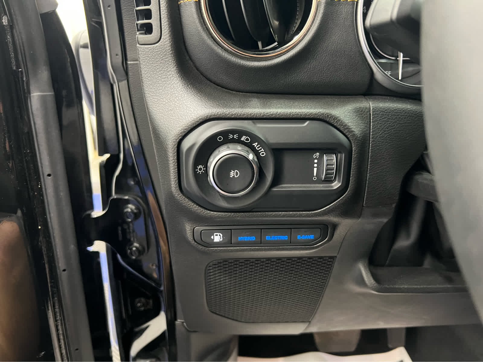 Used 2023 Black Clearcoat Jeep Sahara High Altitude image 7