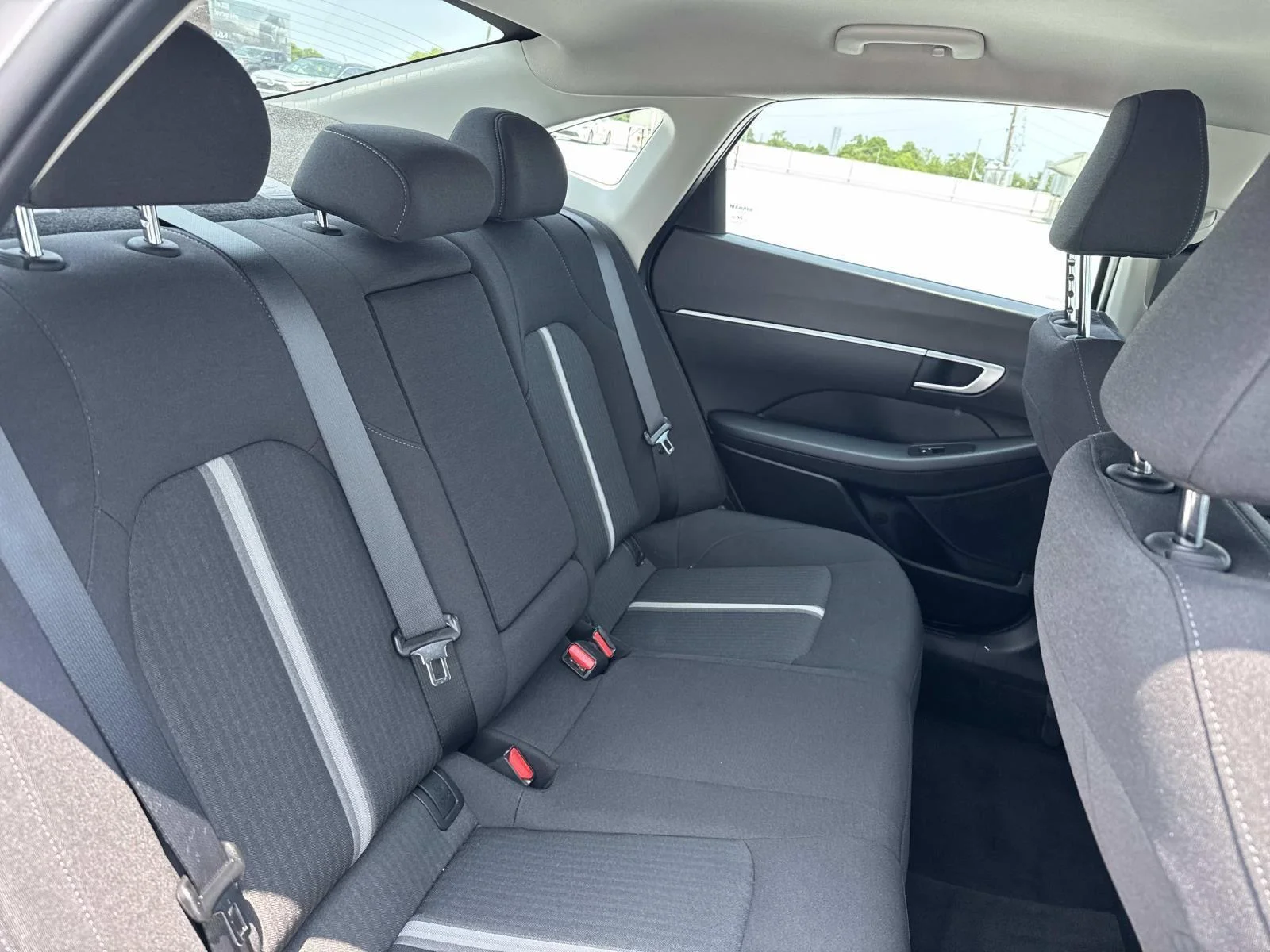 2025 Hyundai Sonata SEL - Photo 9