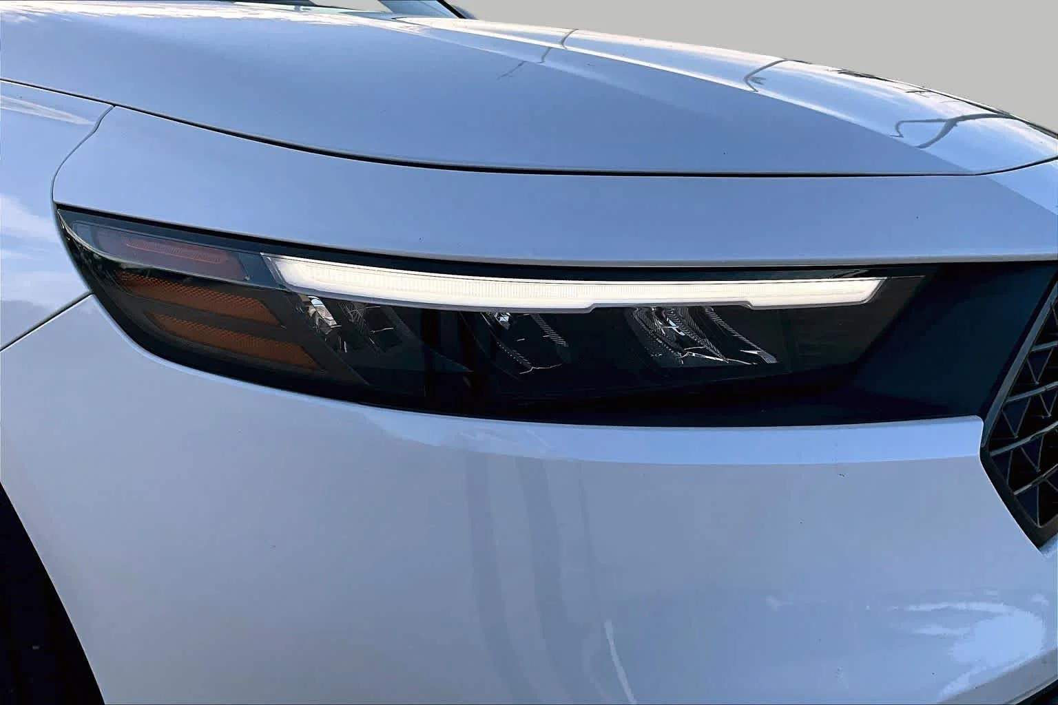 Certified Used 2023 Platinum White Pearl Honda EX image 26