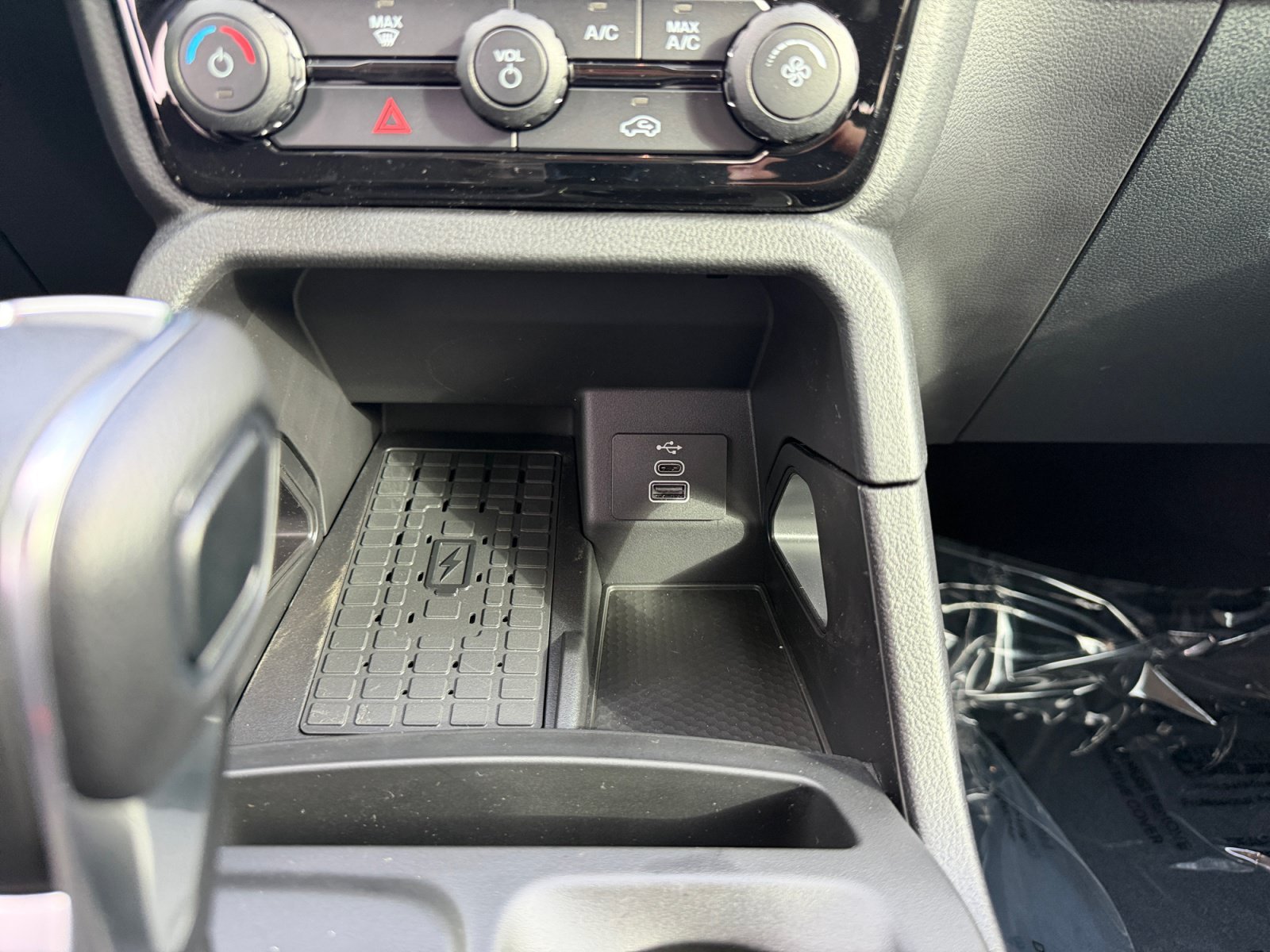 New 2026 Marsh Gray Ford XLT image 22