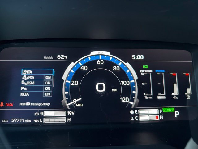 Used 2024  Toyota Limited image 36
