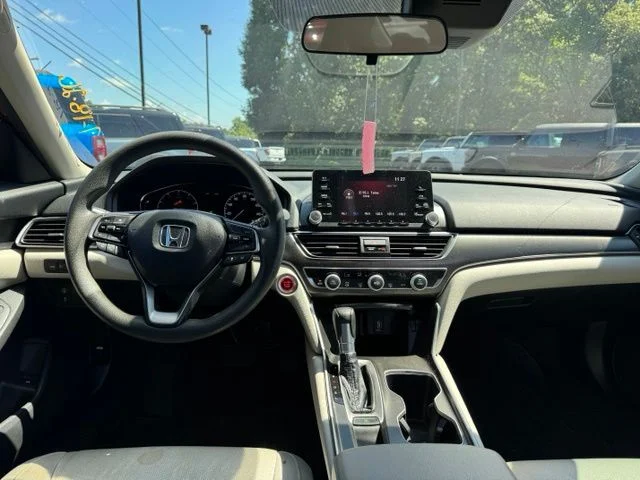 Used 2020 Red Honda LX image 16