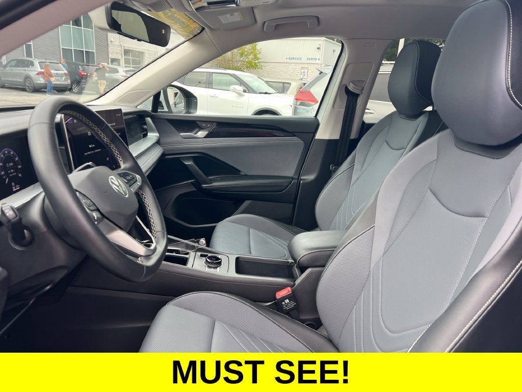 Certified Used 2026 Pure White Volkswagen SE image 3