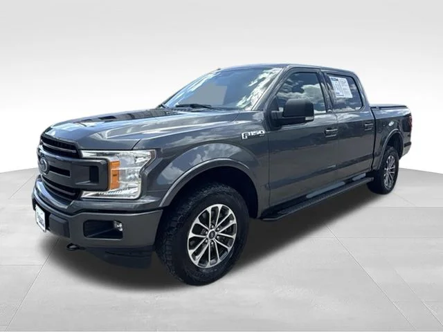 Used 2019 Gray Ford XLT image 3