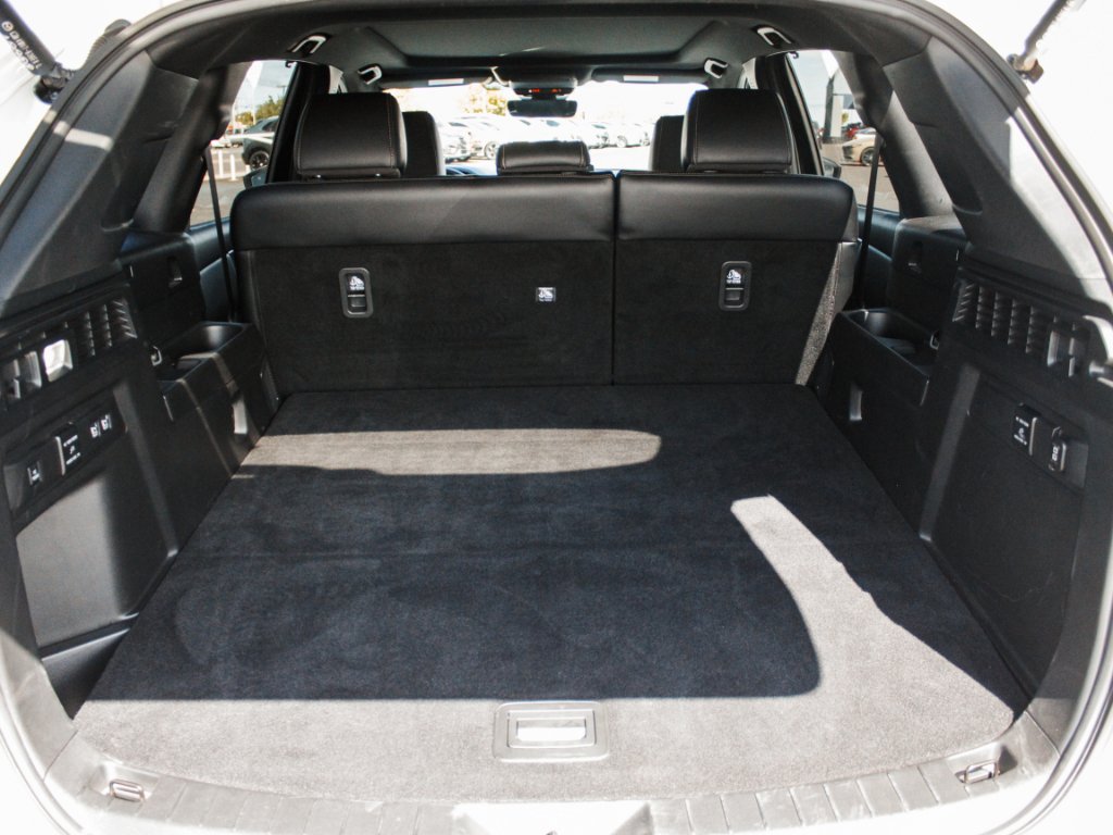 Used 2025 Rhodium White Premium Mazda Premium Plus Package image 29