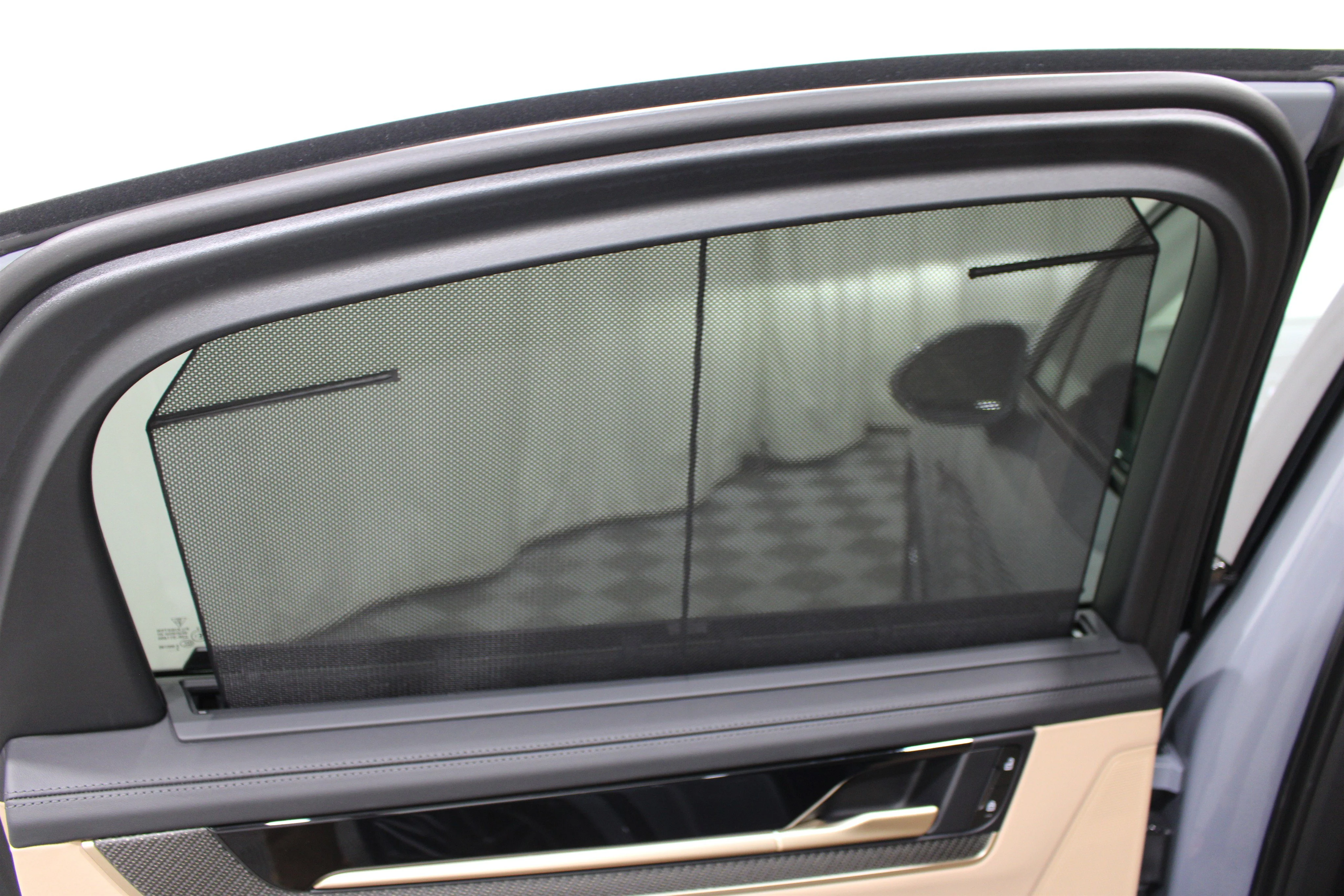 2025 Porsche Cayenne Coup Turbo E-Hybrid - Photo 25