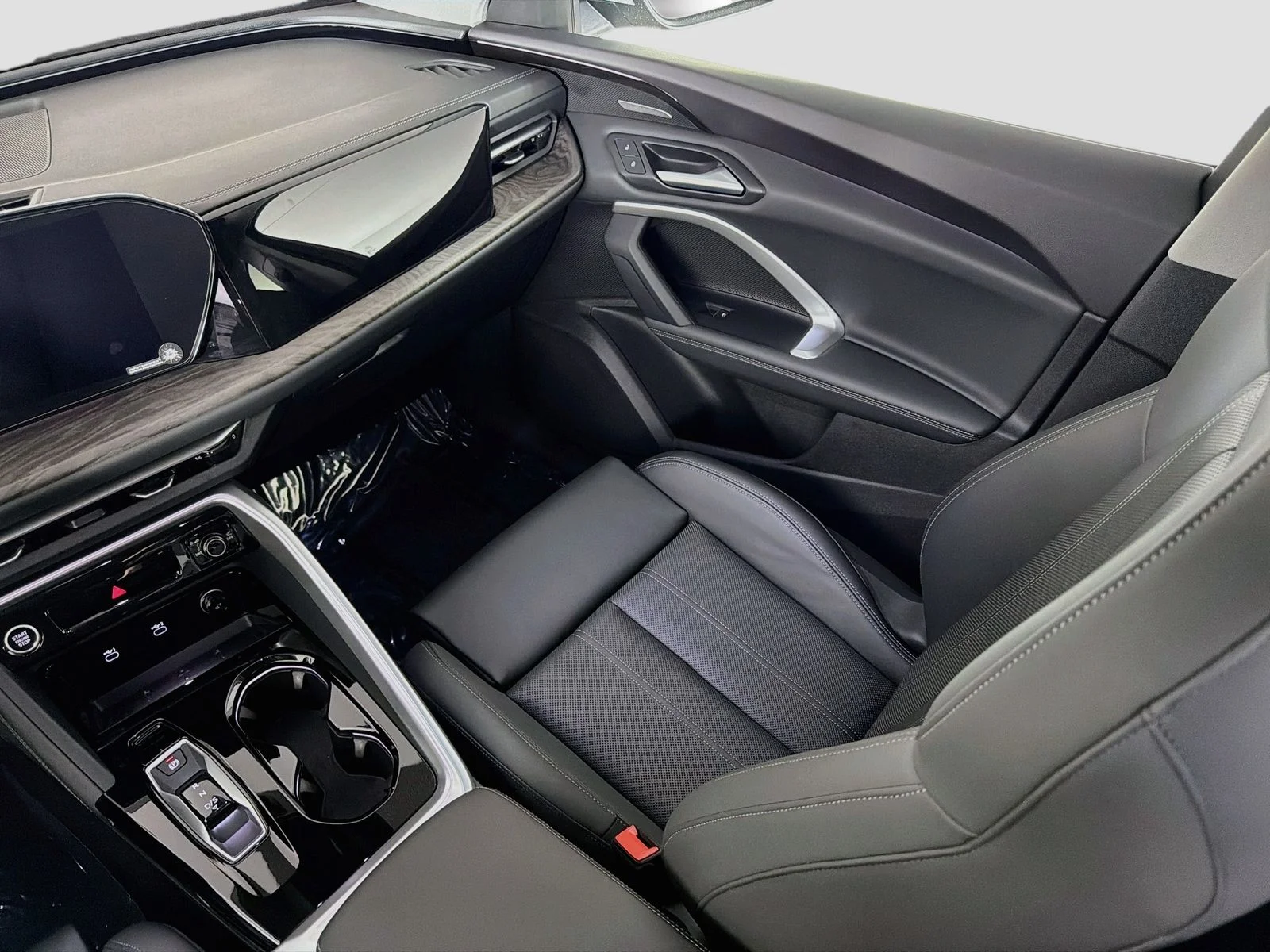Certified Used 2025 White Audi 2.0T Premium Plus image 24