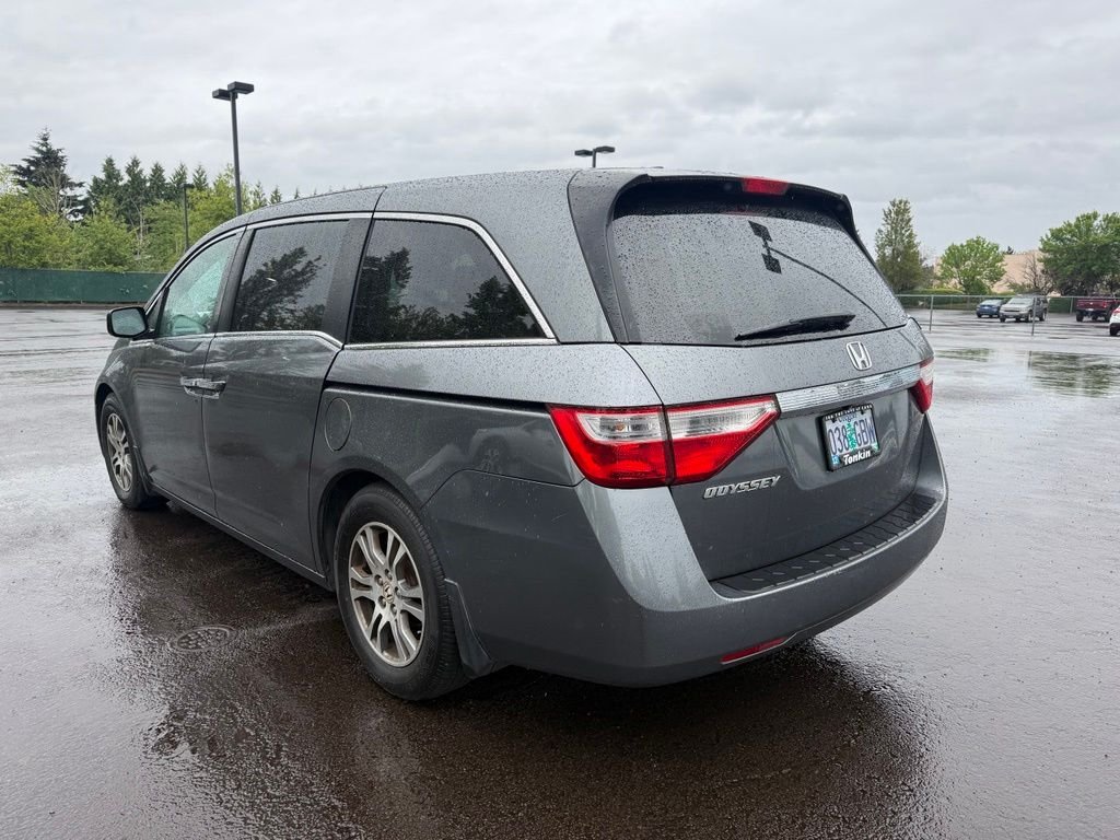 Used 2013 Polished Metal Metallic Honda EX-L image 5