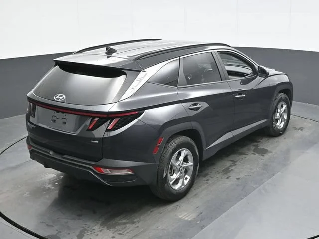 Used 2023 Gray Hyundai SEL image 17