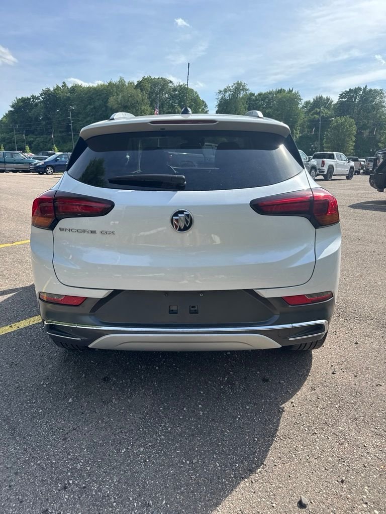 Used 2023 White Frost Buick Essence image 5