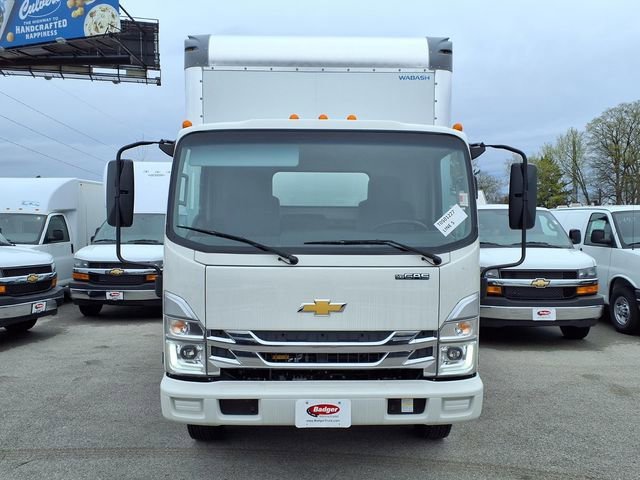 New 2025 Arc White Chevrolet 1WT image 2
