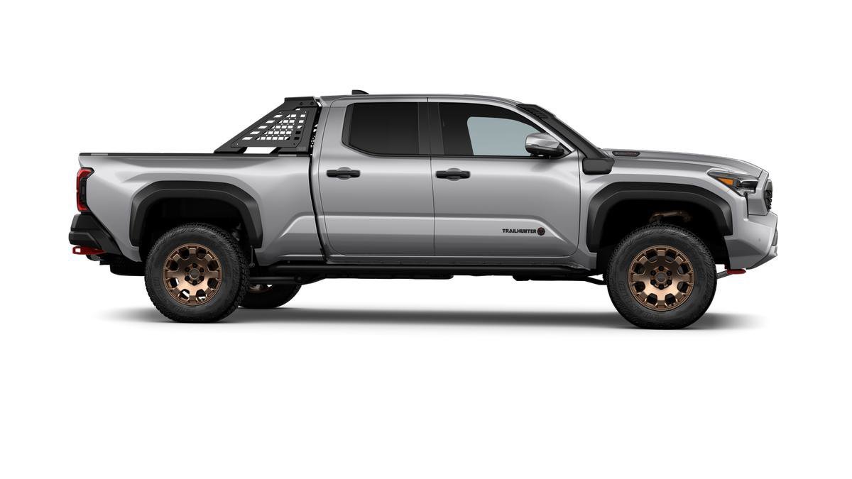 New 2025 Celestial Silver M Toyota Trailhunter image 45
