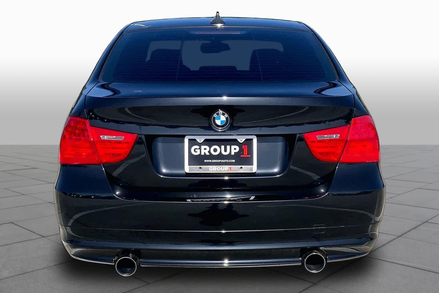Used 2011 Jet Black BMW 335i image 4