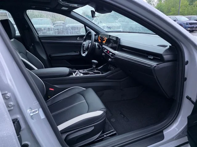 New 2026 Wolf Gray Kia GT-Line image 10