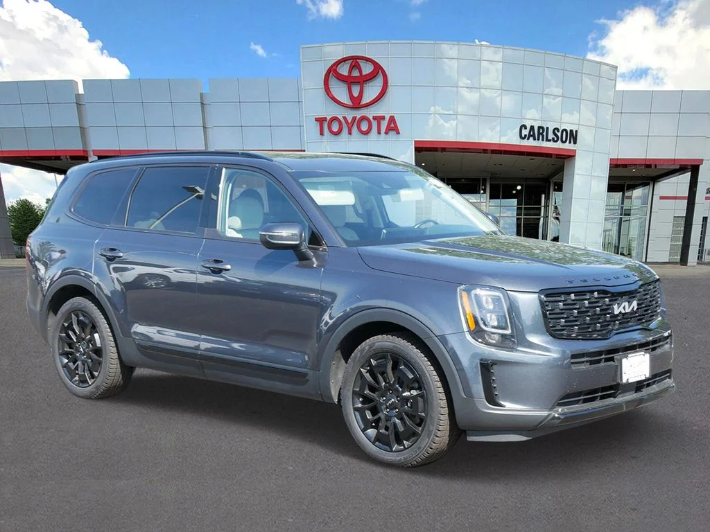 Used 2022 Kia Telluride EX with VIN 5XYP3DHC0NG294559 for sale in Minneapolis, Minnesota