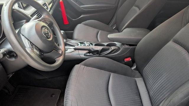 2015 Mazda MAZDA3 i Sport - Photo 7