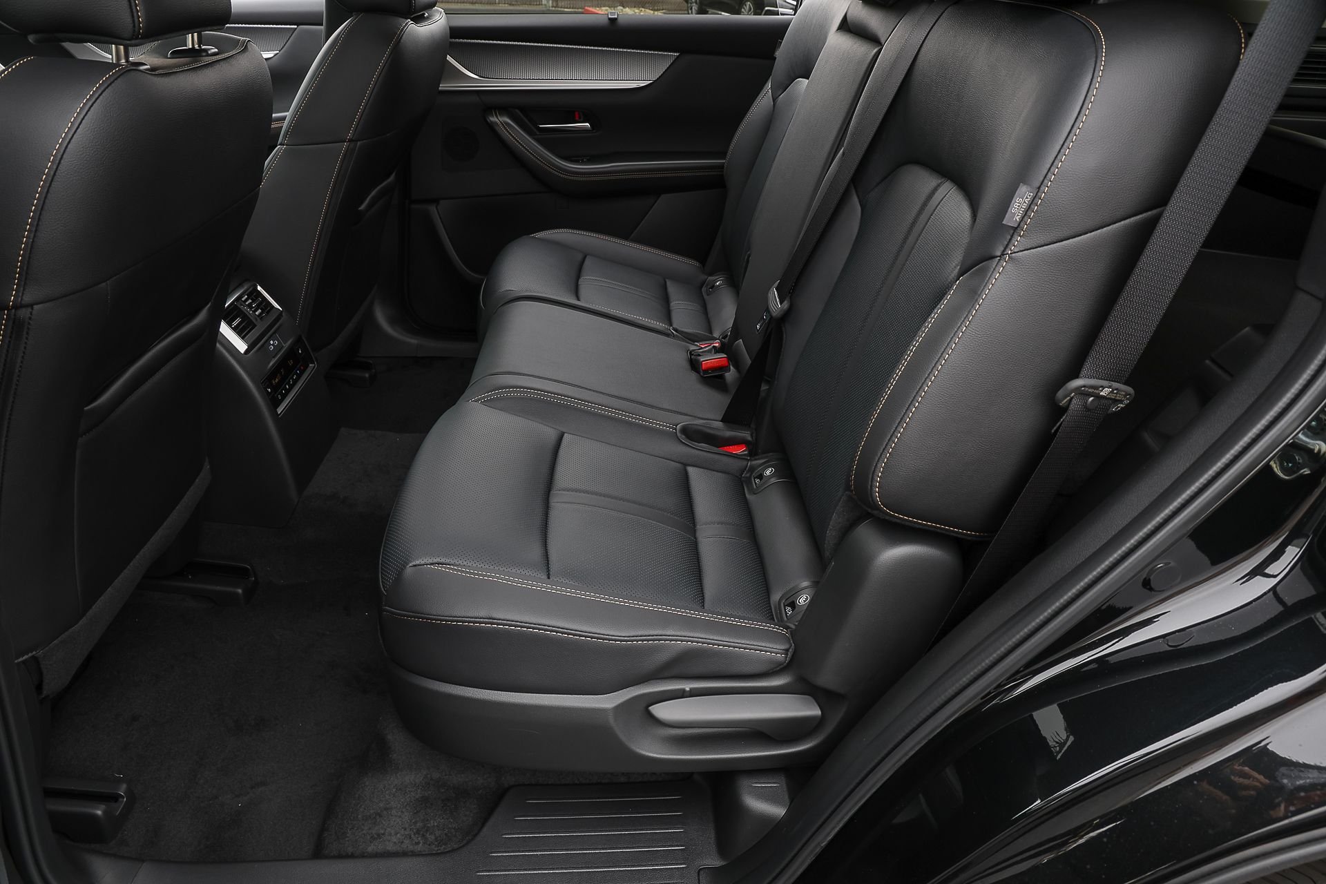 2026 Mazda CX-70 Preferred Package - Photo 26