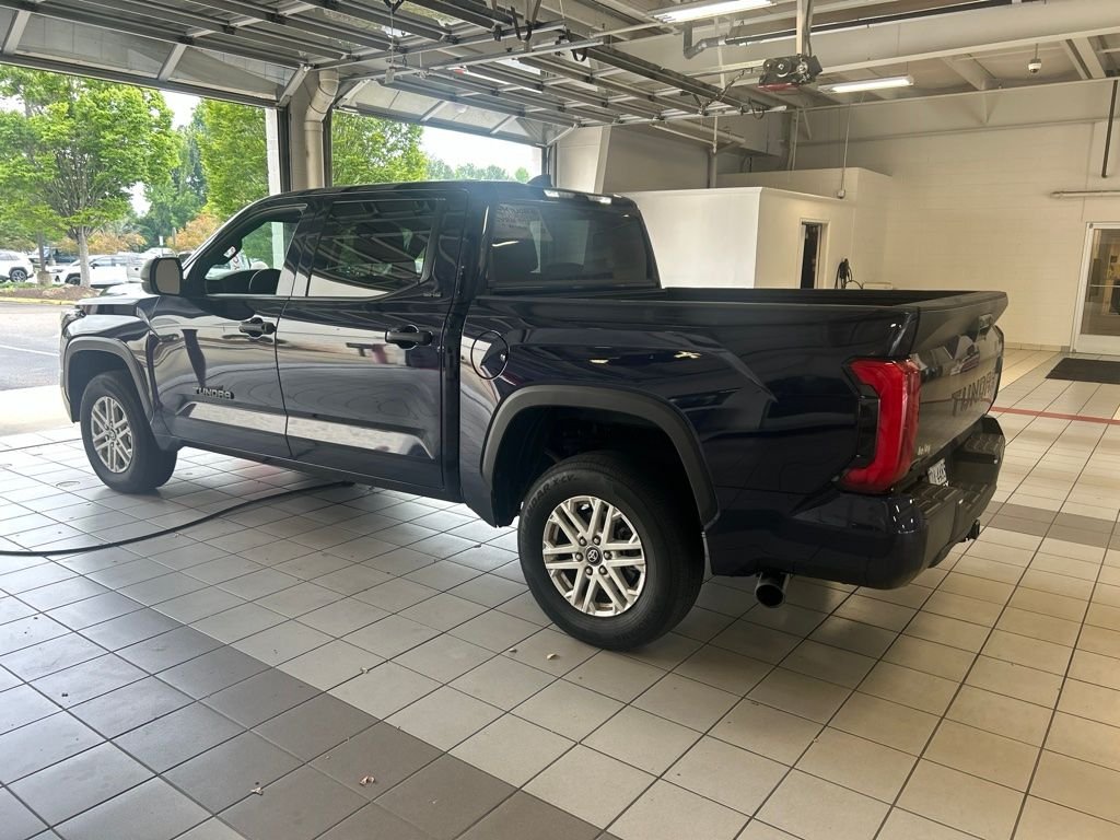 Used 2025  Toyota SR5 image 3