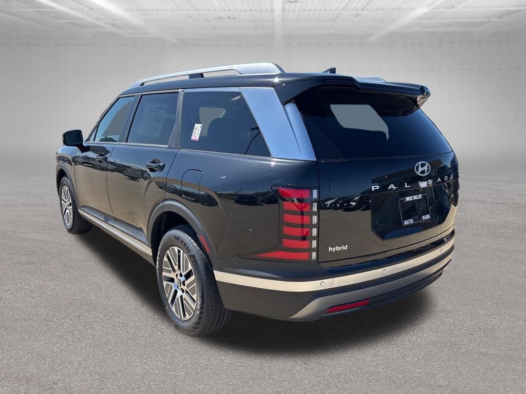 New 2026 Abyss Black Hyundai SEL 7P image 3