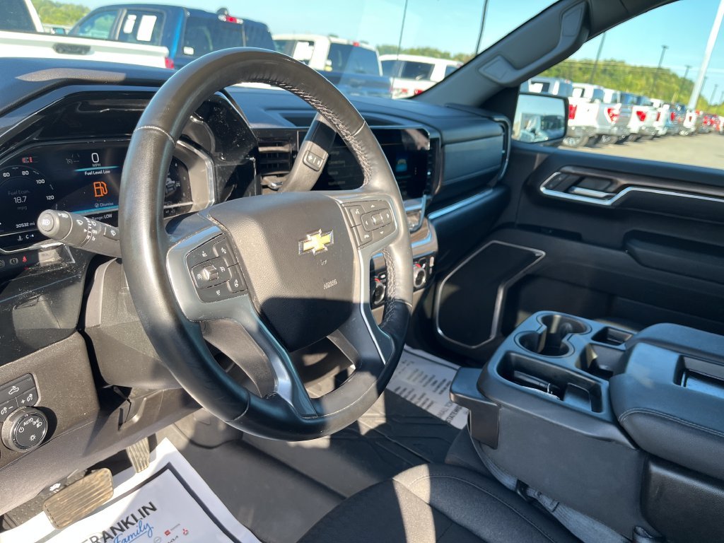 Used 2024 White Chevrolet LT image 15