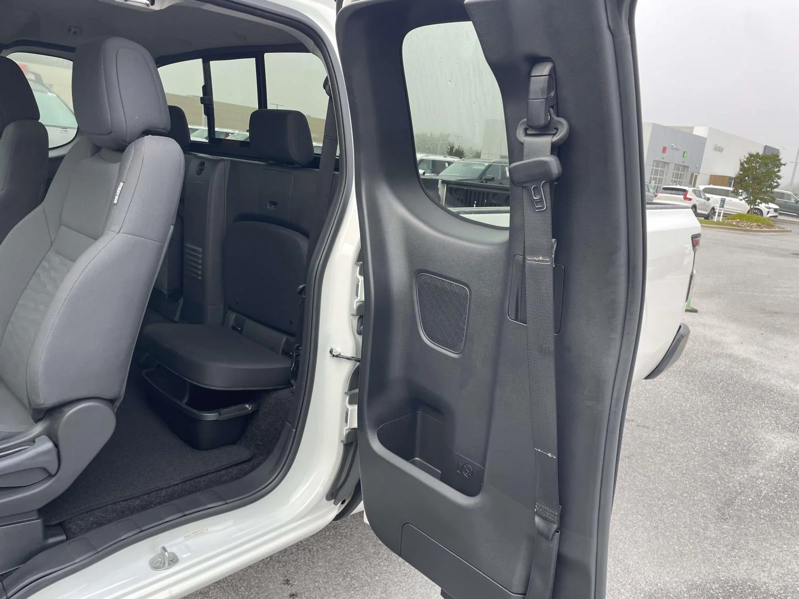 Used 2026 Glacier White Nissan S image 3