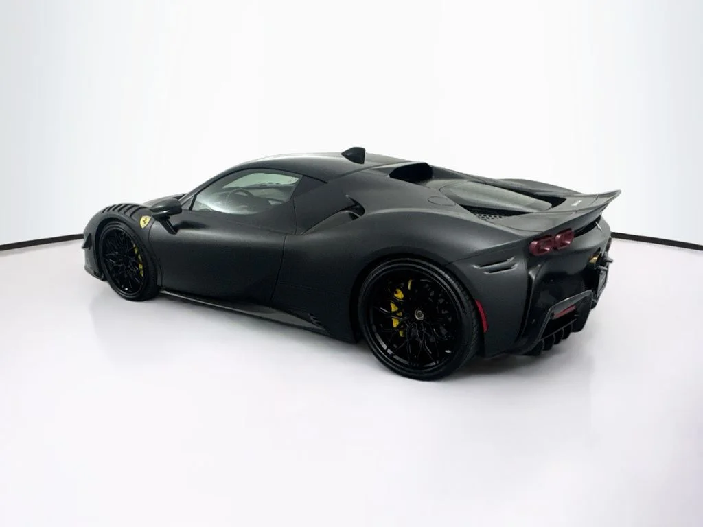 Used 2023 Red Ferrari  image 7