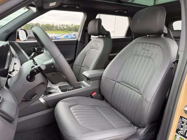 New 2027 Brown Kia X-Line S image 11