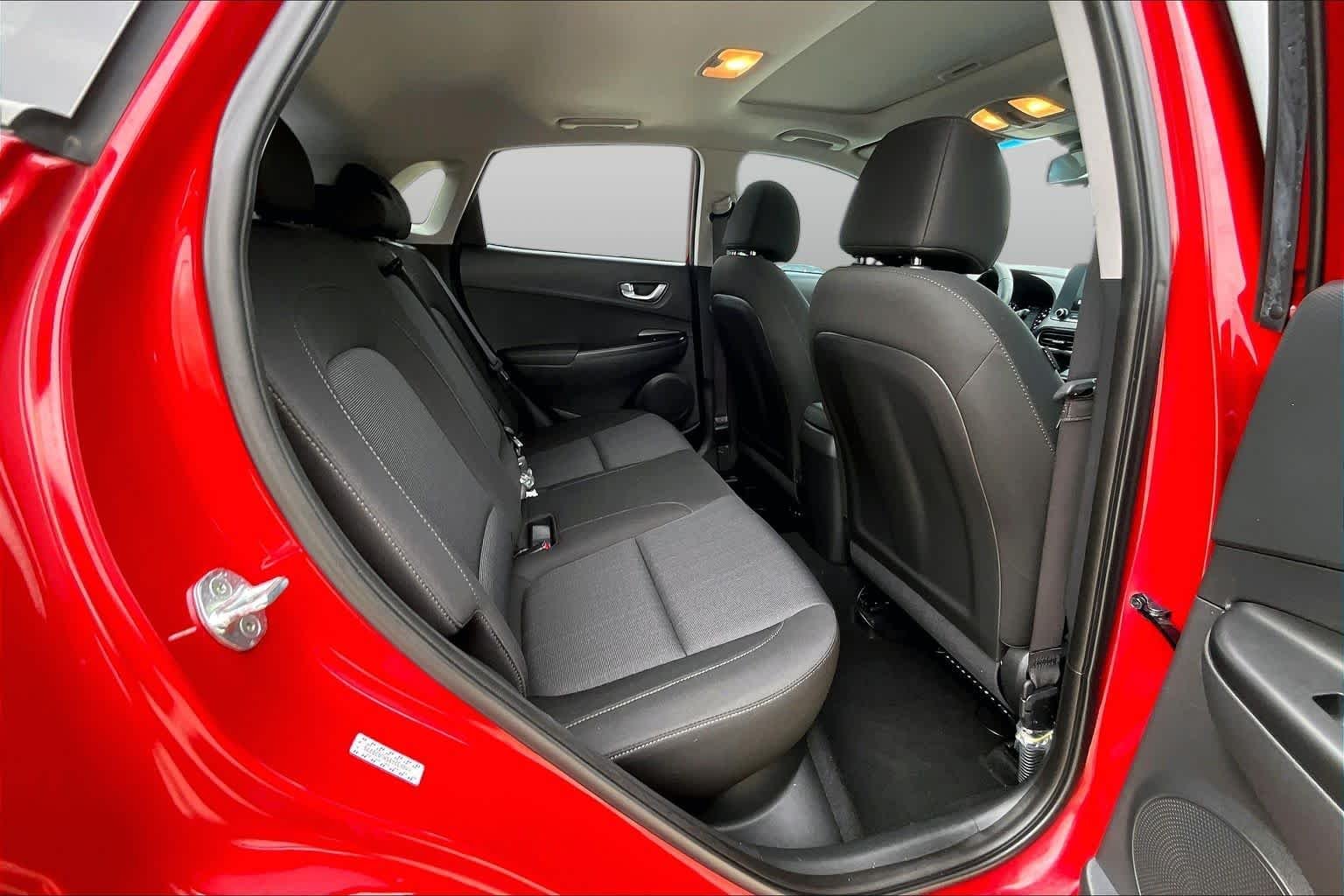 Used 2022 Pulse Red Hyundai SEL image 20