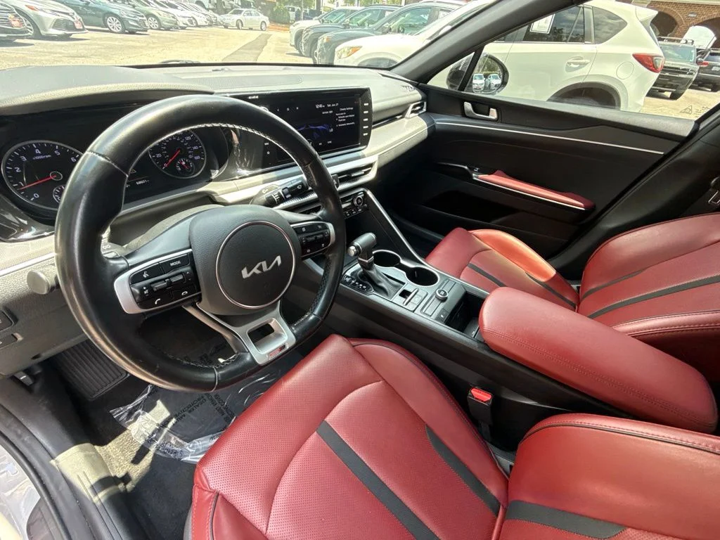 Used 2022 Gray Kia GT-Line image 15