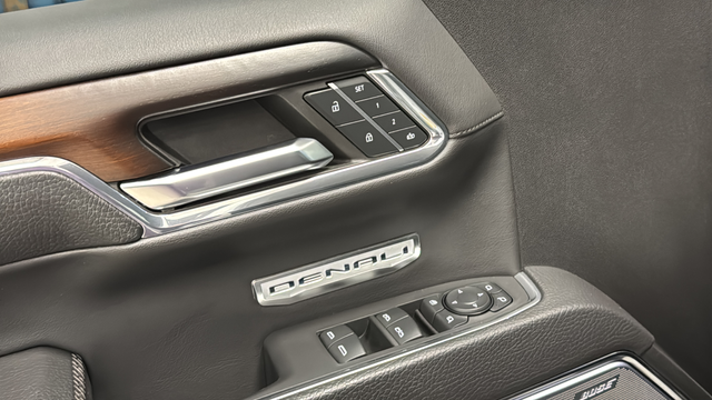 Used 2024 Summit White GMC Denali image 21
