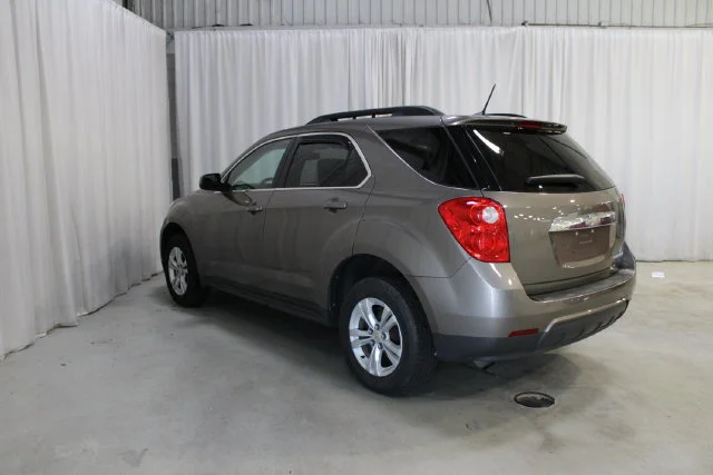 Used 2010 Gray Chevrolet LT image 26
