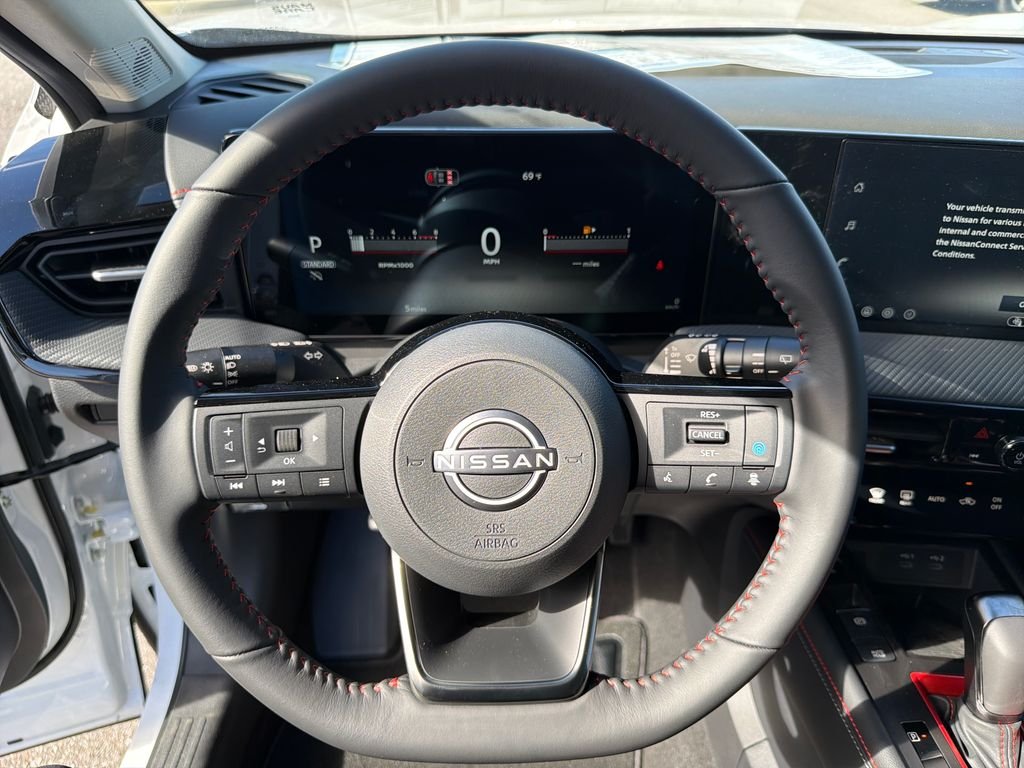 New 2026 Nissan Kicks SR 4D Sport Utility