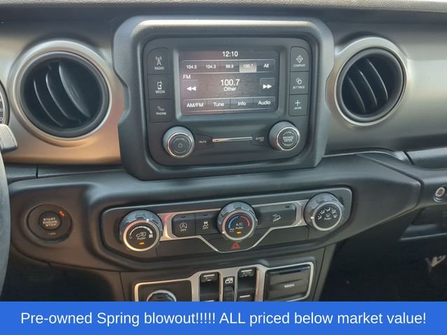 Used 2018 White Jeep Unlimited Sport S image 28