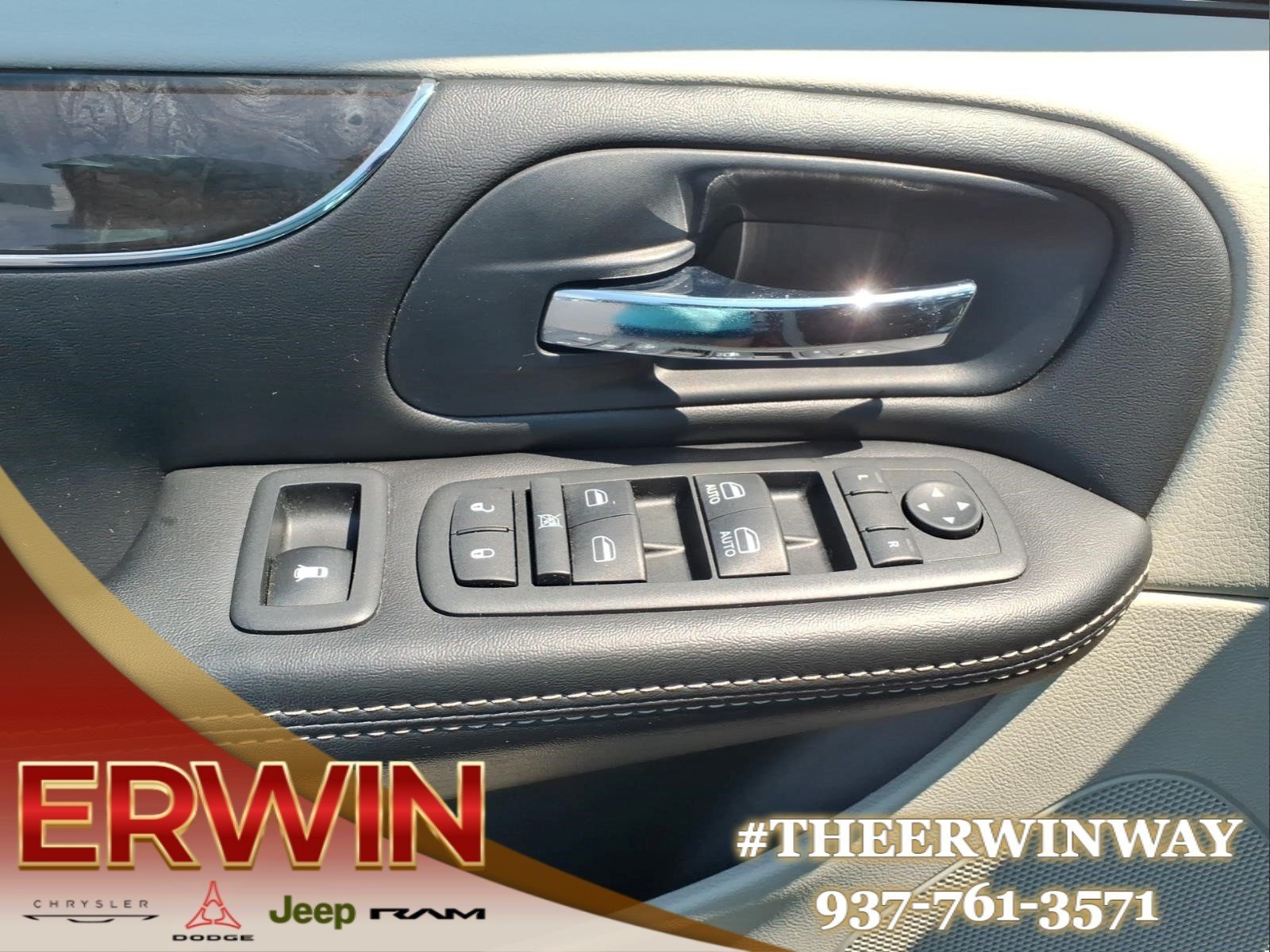 Used 2014 Deep Cherry Red Crystal Pearl Coat Chrysler Touring-L image 11