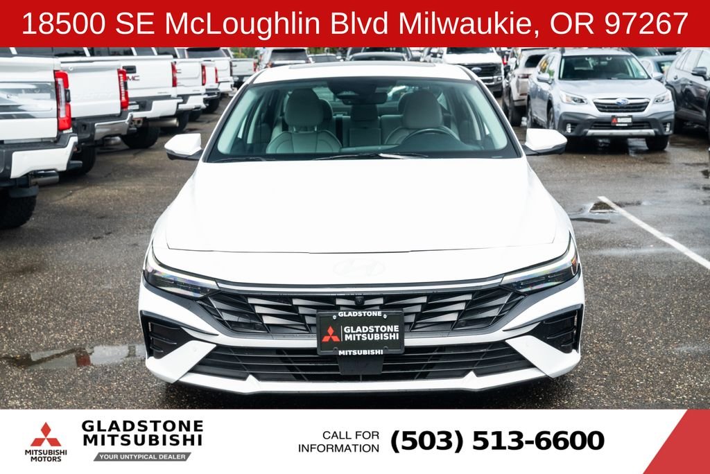 Used 2024 White Hyundai Limited image 2