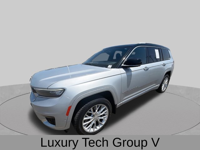 Used 2021 Silver Jeep Summit image 5
