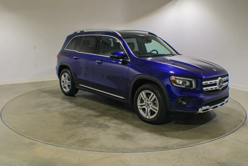 Used 2022 Galaxy Blue Metallic Mercedes-Benz GLB 250 image 7