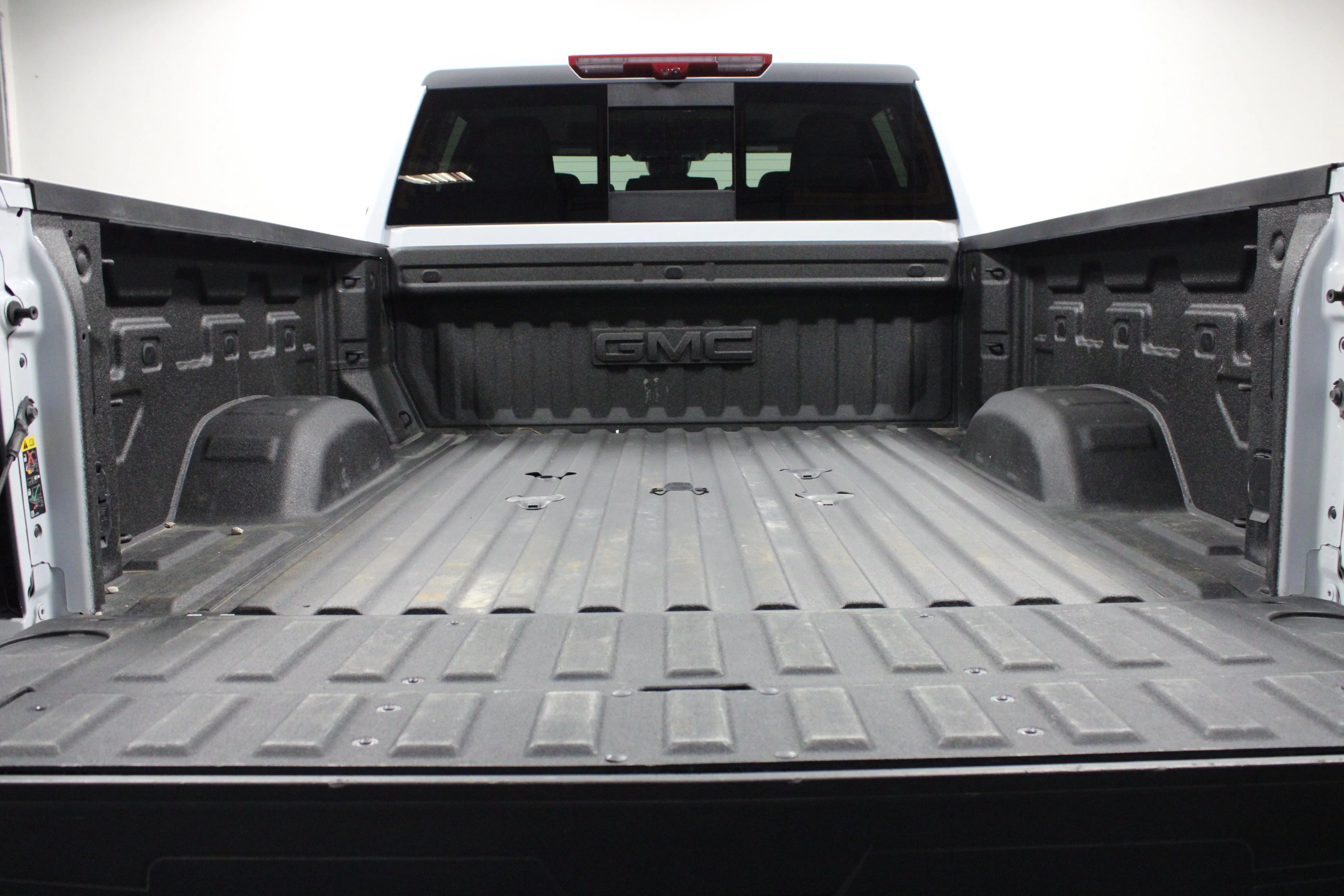 Used 2026 Glacier White Tricoat GMC Denali image 14