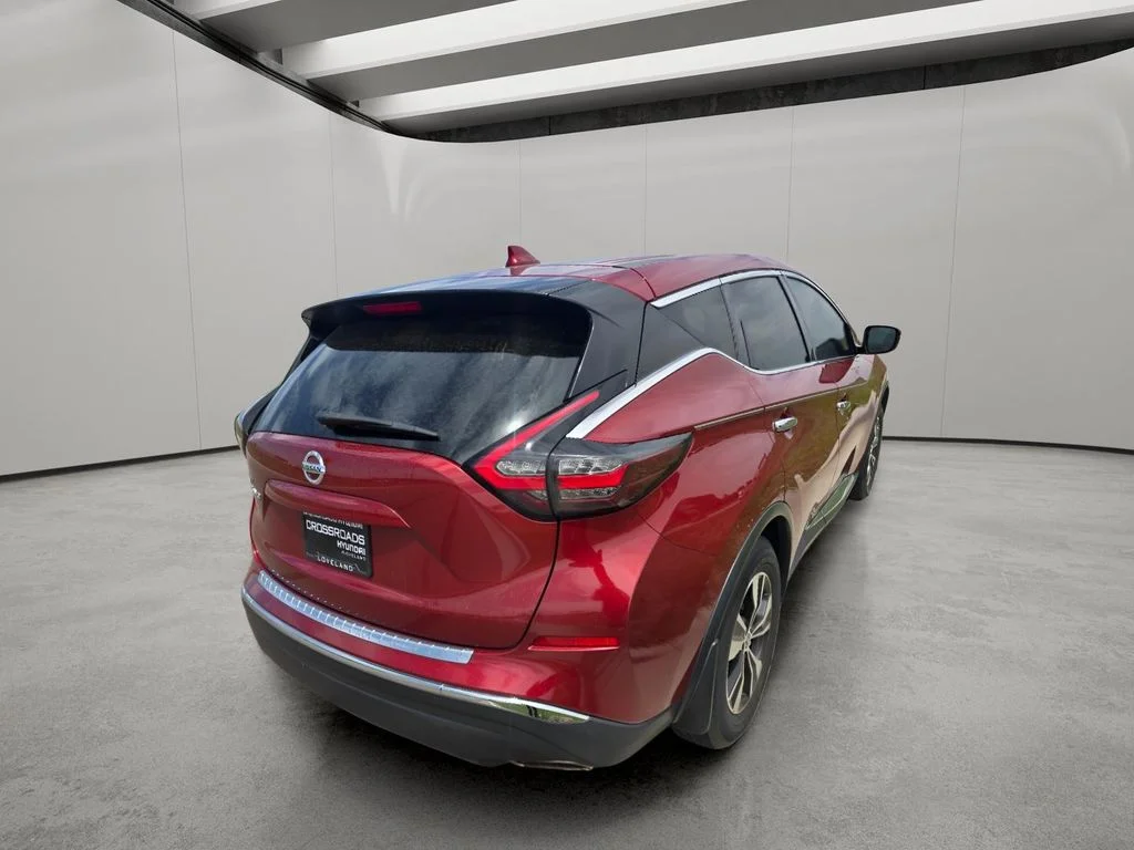 Used 2019 Cayenne Red Pearl Metallic Nissan S image 5