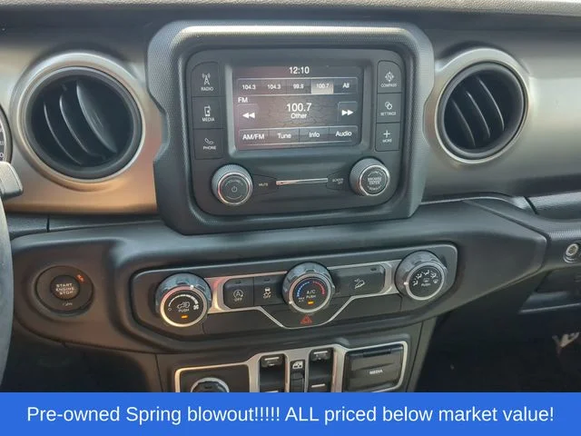 Used 2018 White Jeep Unlimited Sport S image 28