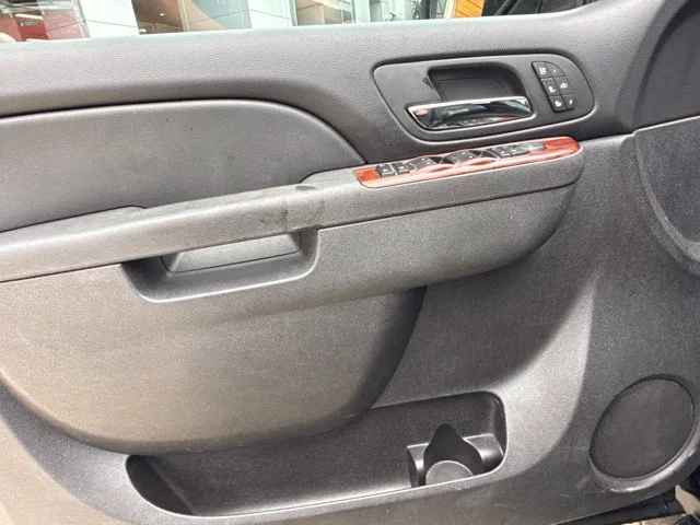 Used 2011 Black Chevrolet LTZ image 27