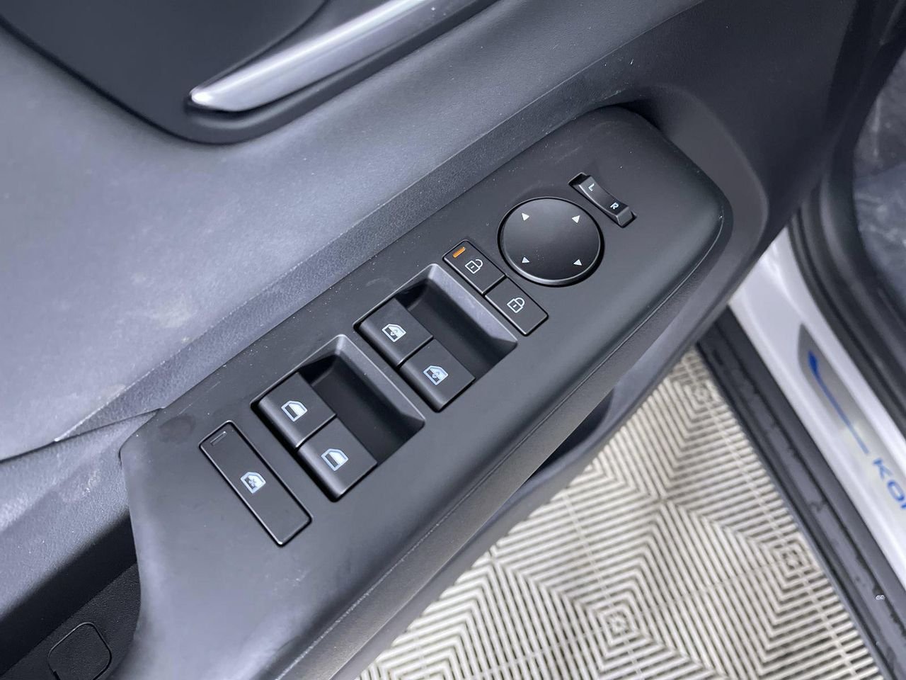 New 2026 Cyber Gray Metallic Hyundai Limited AWD image 24